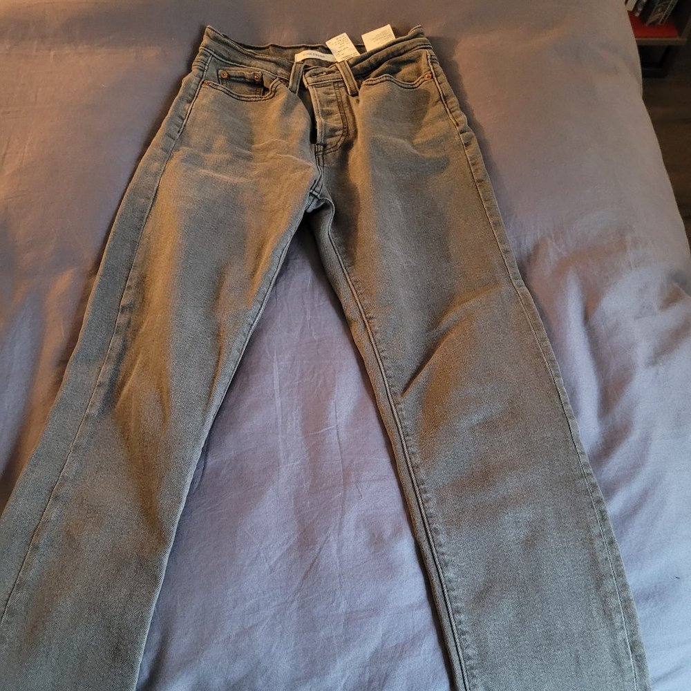 Levi's wedgie straight jeans size 25